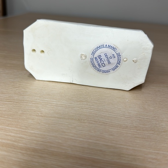 Bacci France Hydracal Plaster Virgin Mary praying over Sheperd and Flock - Picture 5 of 5